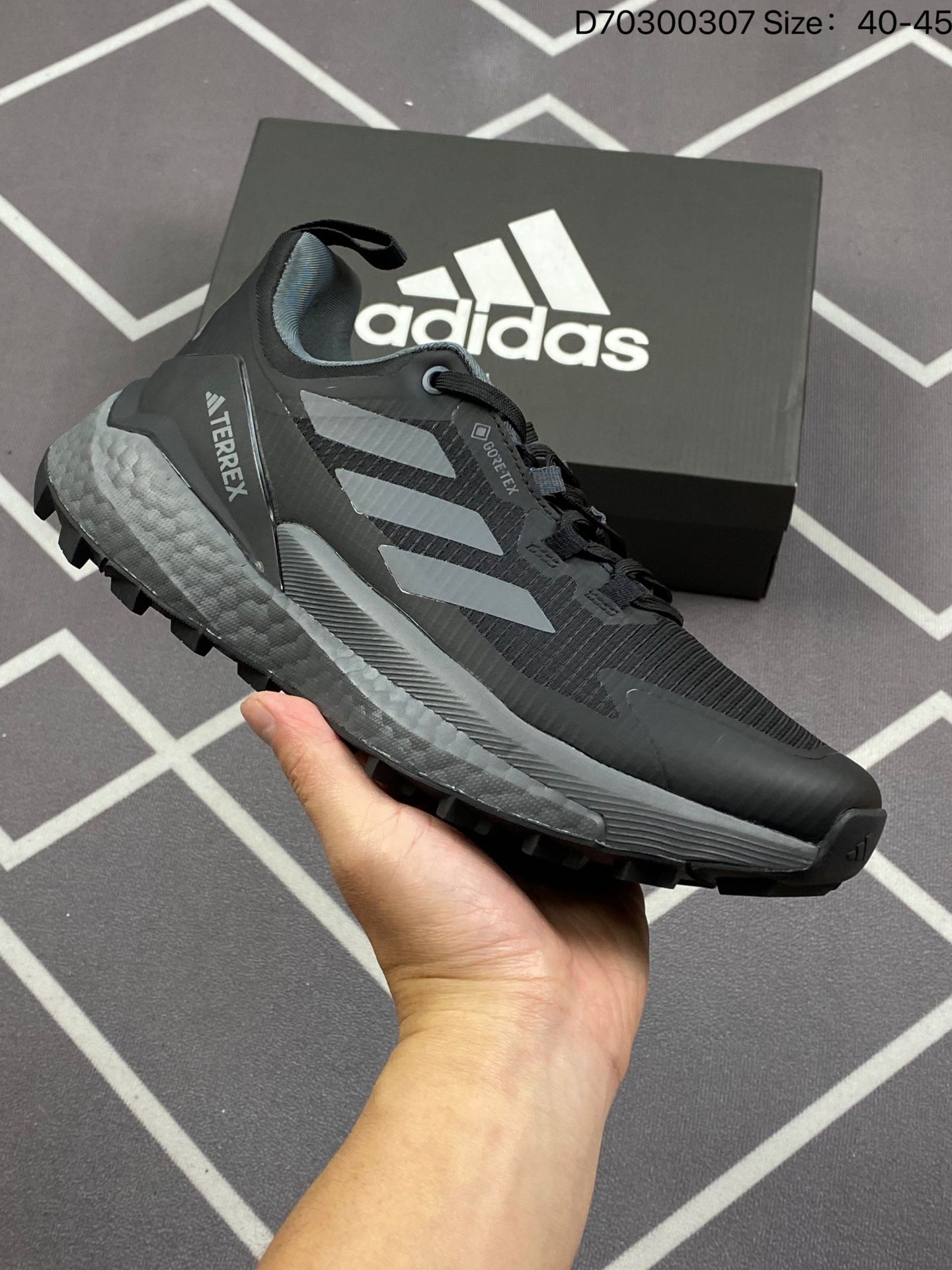 КроссовкиadidasAdidas