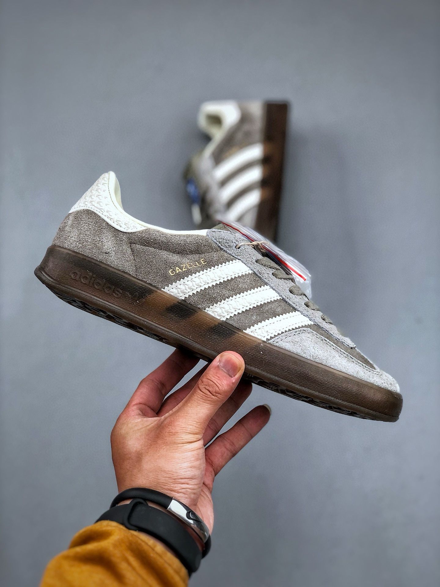 КроссовкиadidasGazelle