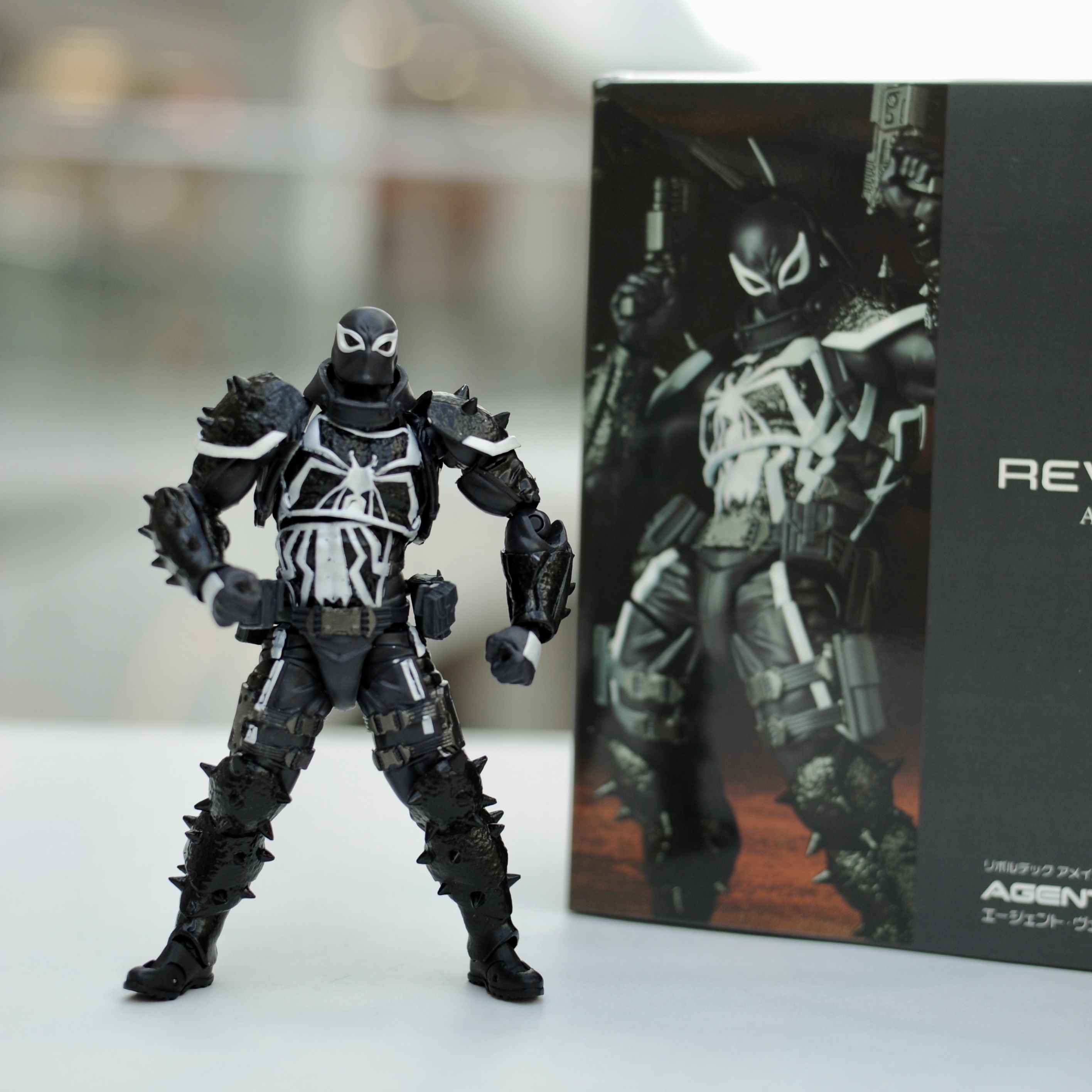 Веном, фигурка Agent Venom Revoltech