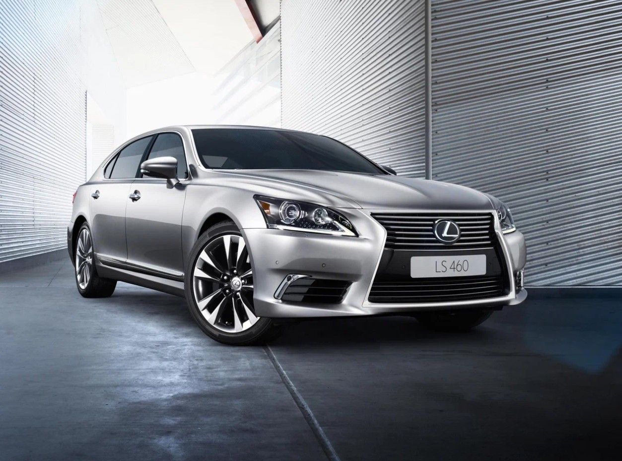 Стекло для фары Lexus LS460 4 рестайлинг 2 2012-2017 г.в. левое и правое (Комплект из 2 шт)