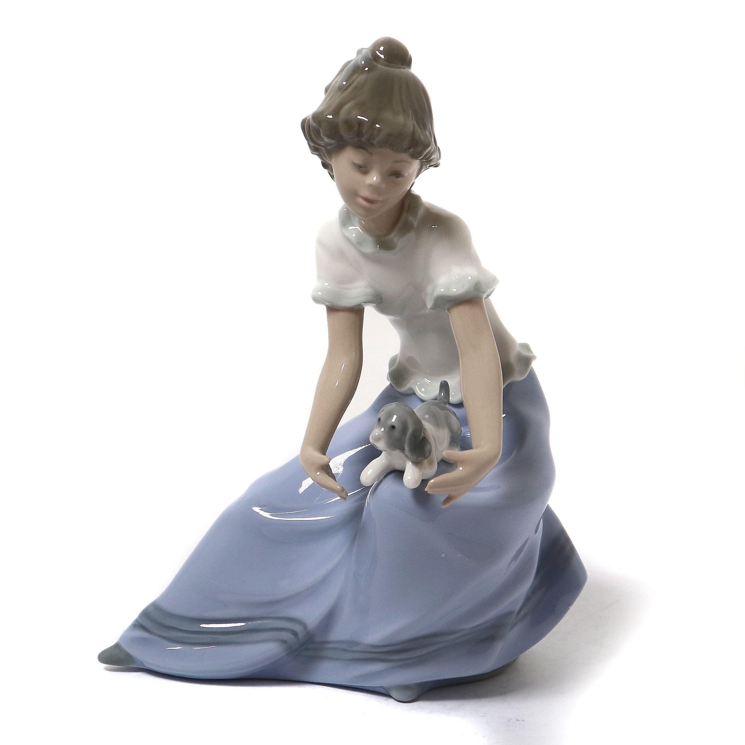 Фарфоровая фигура "Девочка со щенком". Испания, NAO by Lladro, 1986 год.