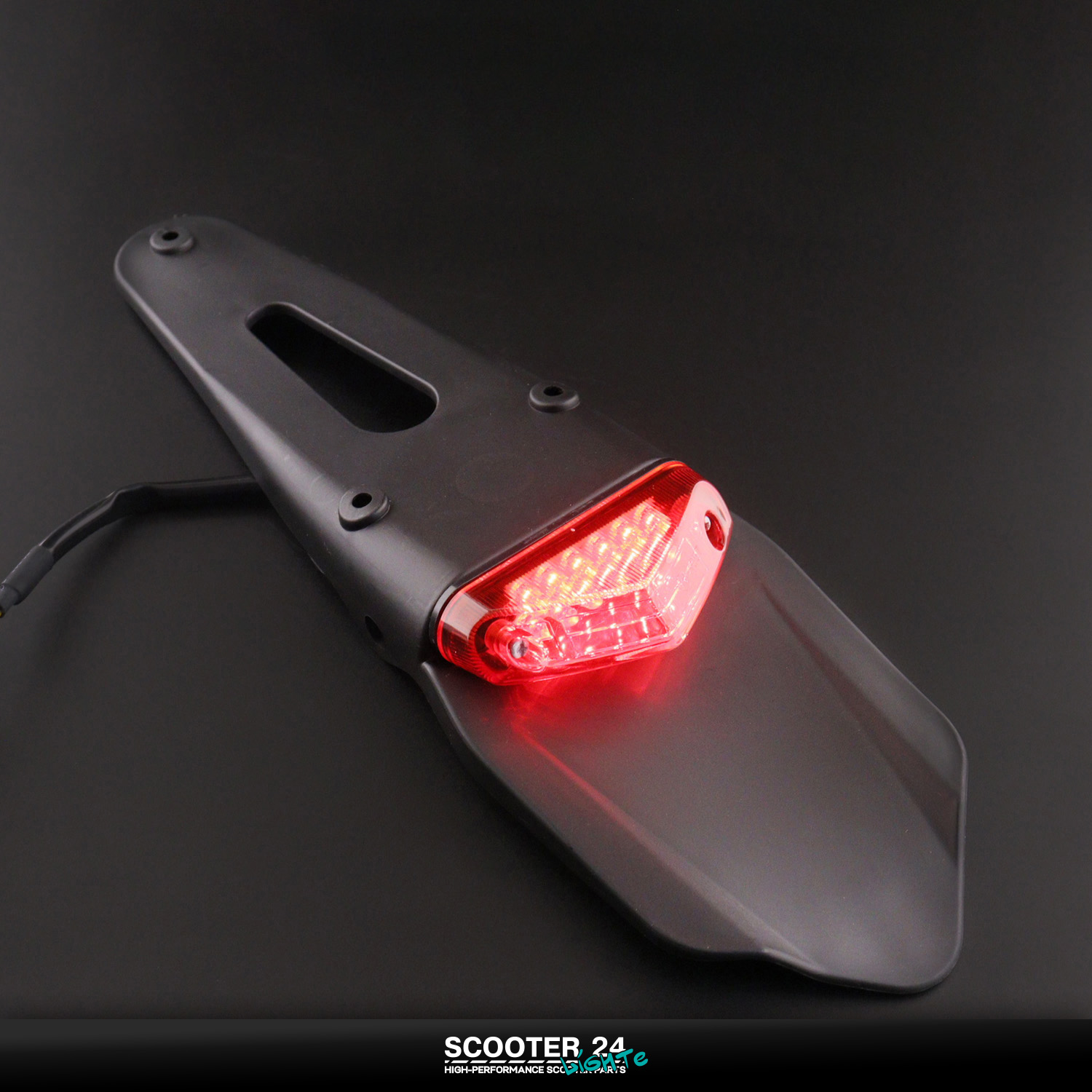 Крыло заднее универсальное на мотоцикл / питбайк и эндуро (32.5см x 10см 12 диодов 3 контакта) "HYPOWER"