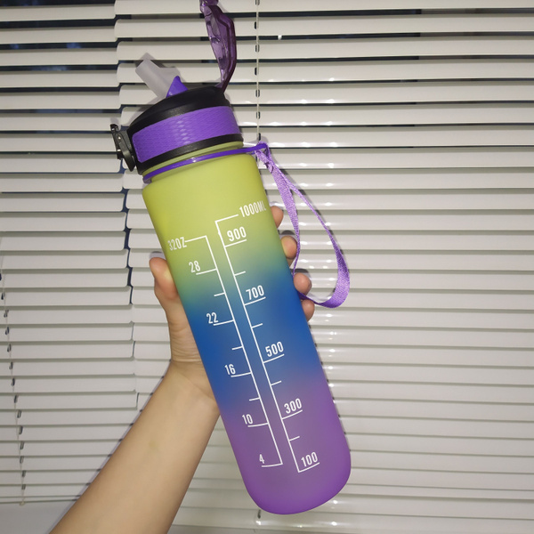 Бутылка для воды спортивная ; Стильный дизайн спортивной бутылки 1000 ...