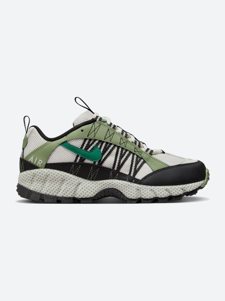 Nike humara qs on sale