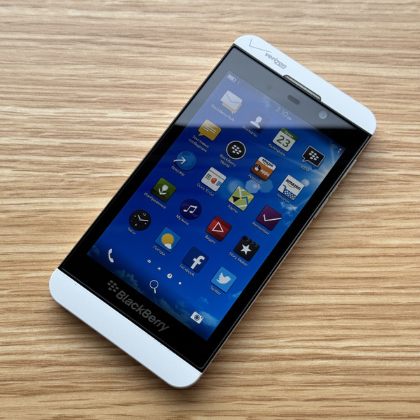 Смартфон BlackBerry Z10 - купить по выгодной цене в интернет-магазине ...