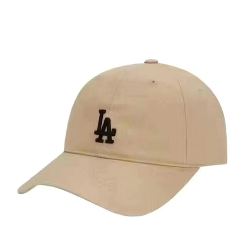 Caps 32. Колпачки на шпильки полуприцепа. Mlb кепка. Ymcmb кепка. Бейсболка голубая.