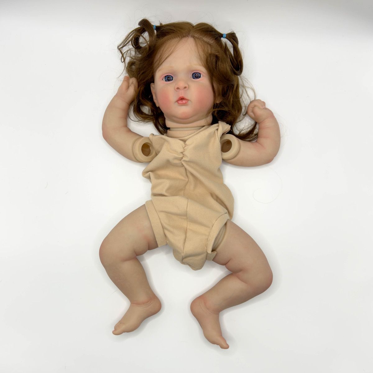 Здесь продаются уже раскрашенные наборы для кукол, собрать куклу самостояте...