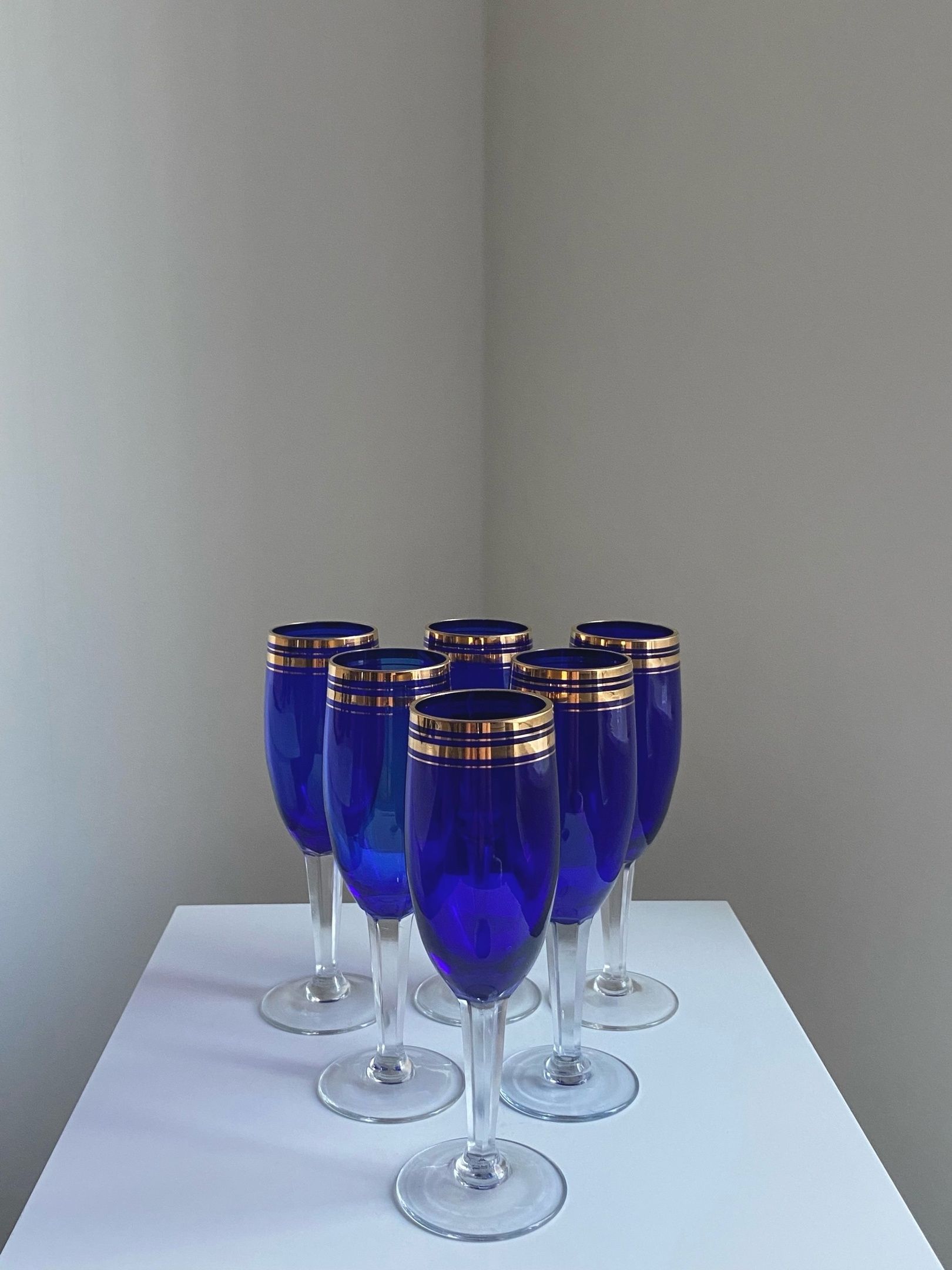 Бокалы для шампанского. Цветное стекло. Позолота. Высота 18 см. 6 штук. СССР,