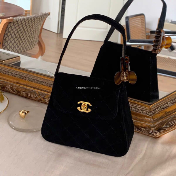 Chanel Клатч - купить с доставкой по выгодным ценам в интернет-магазине ...