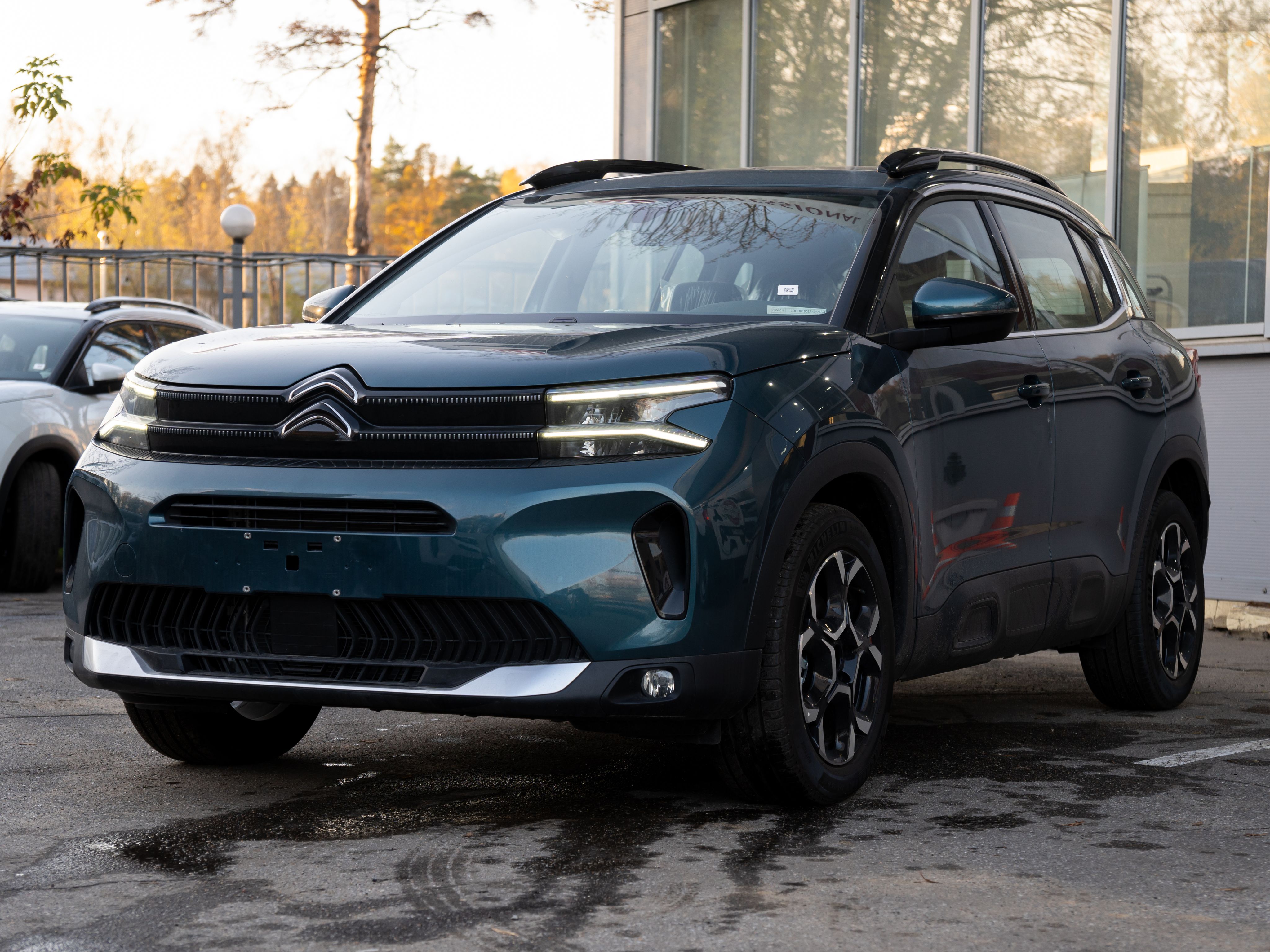 Citroen C5 Aircross Автомобиль 1.6 л AT, Внедорожник 5 дв. Feel Изумрудно-синий металлик Crystal Emerald