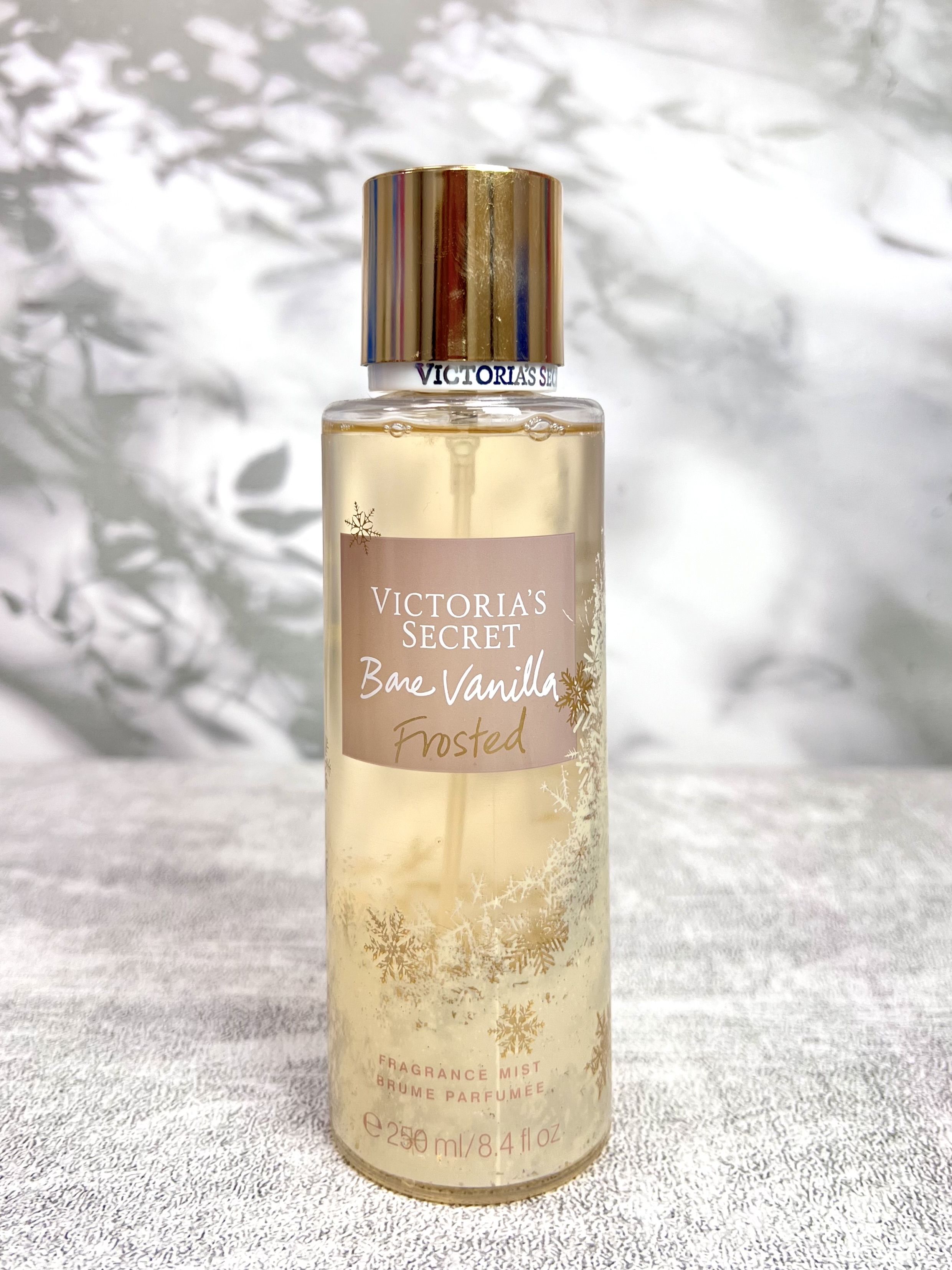 Victoria Secrets Парфюмированный мист Bare Vanilla Frosted 250 мл