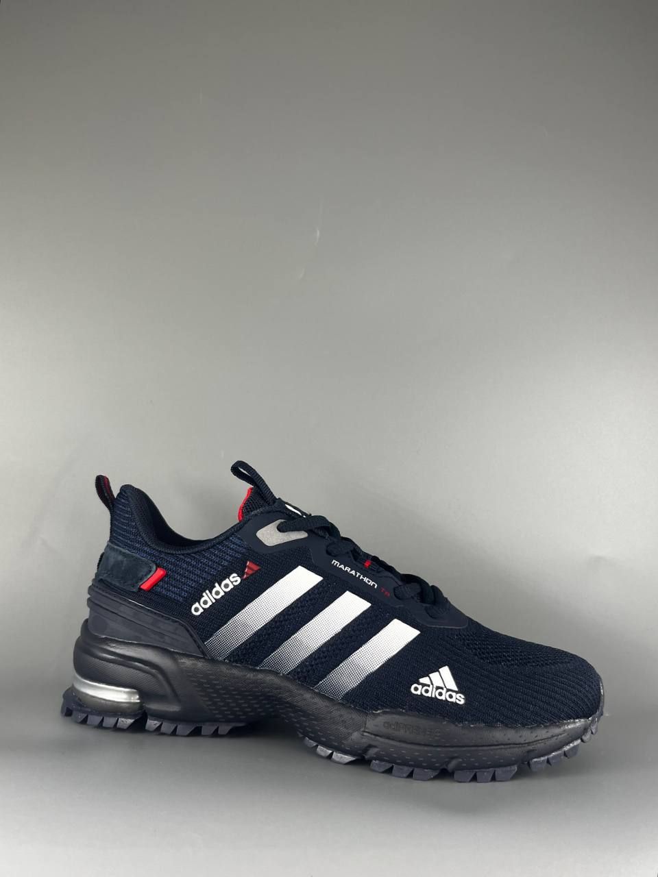 Кроссовкиadidas