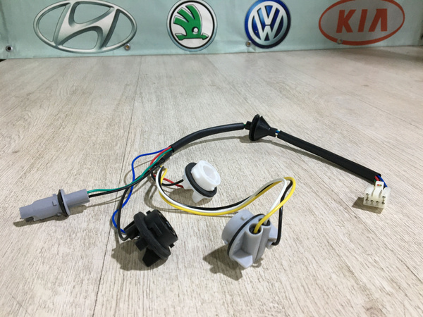 Проводка коса фонаря заднего наружного Хендай Солярис Solaris 2011 ...