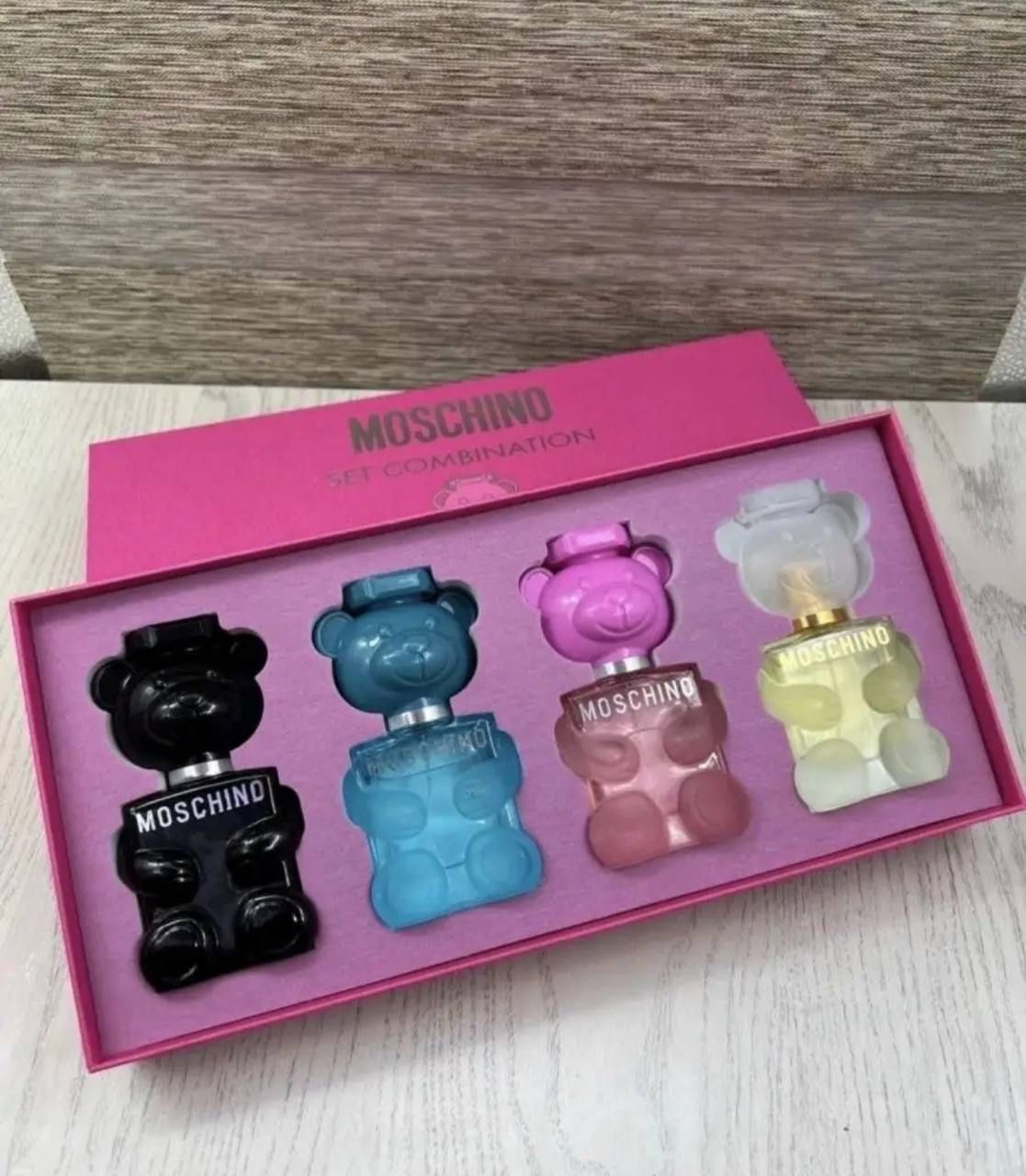 Набор парфюмерный MOSCHINO SET COMBINATION