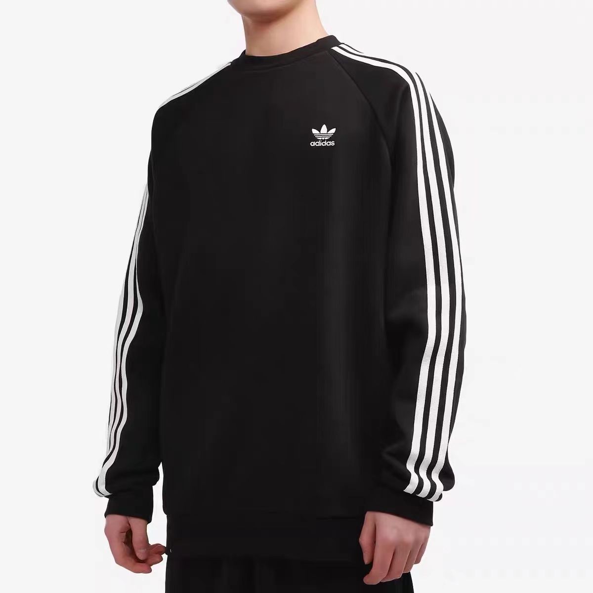 СвитшотadidasOriginals