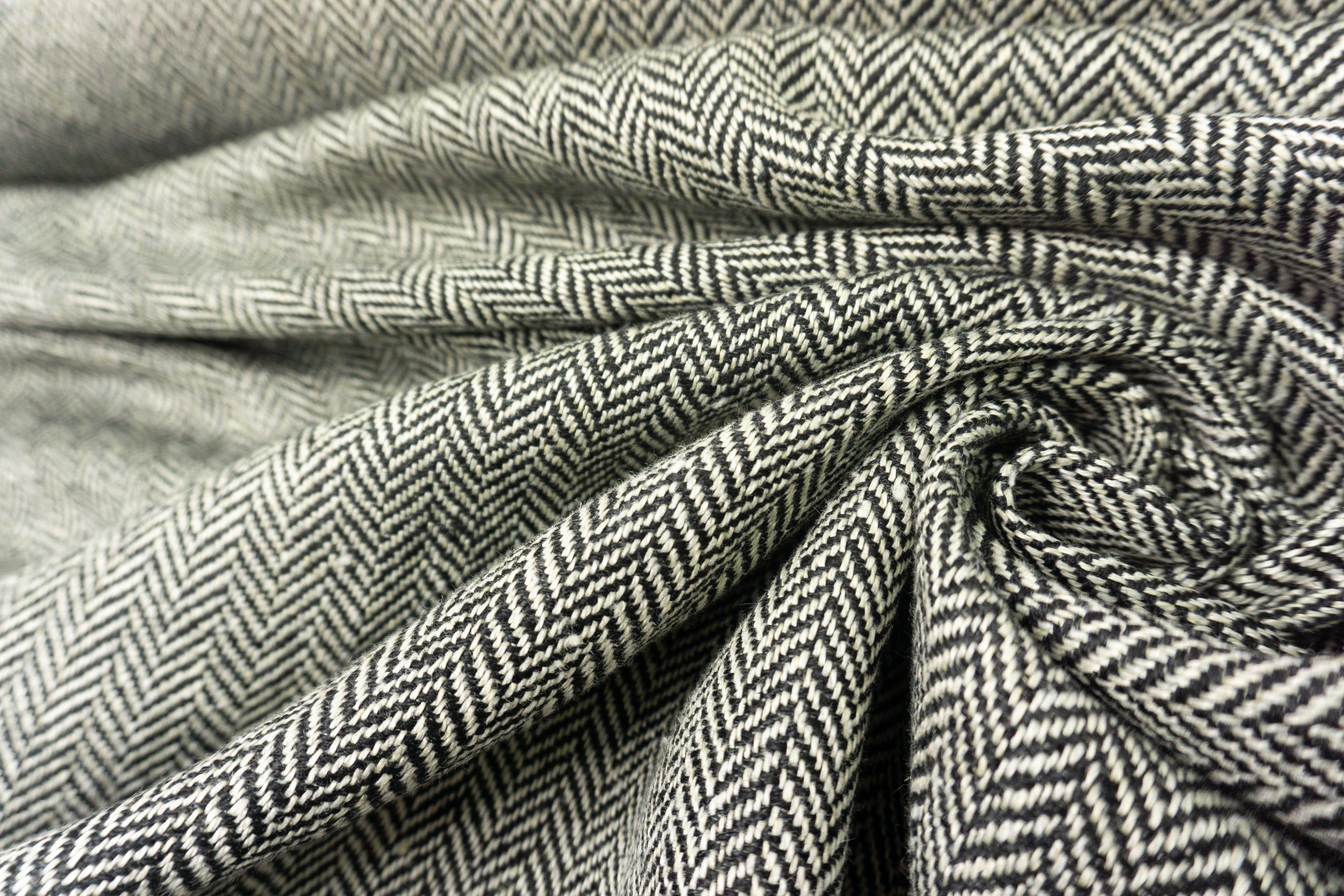 Ткань для шитья Твид елочка лен с шелком 2,1 метра