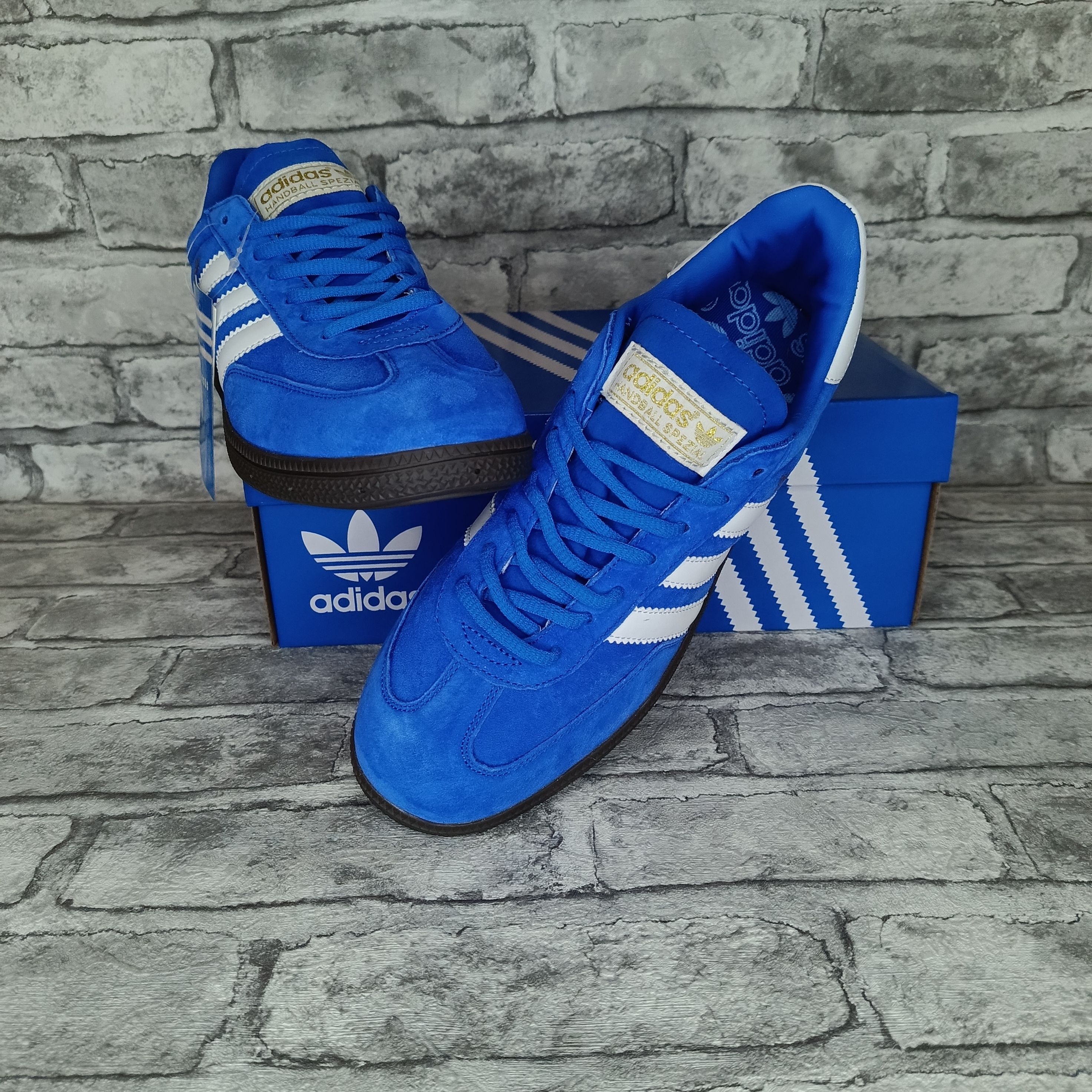 Кроссовкиadidas