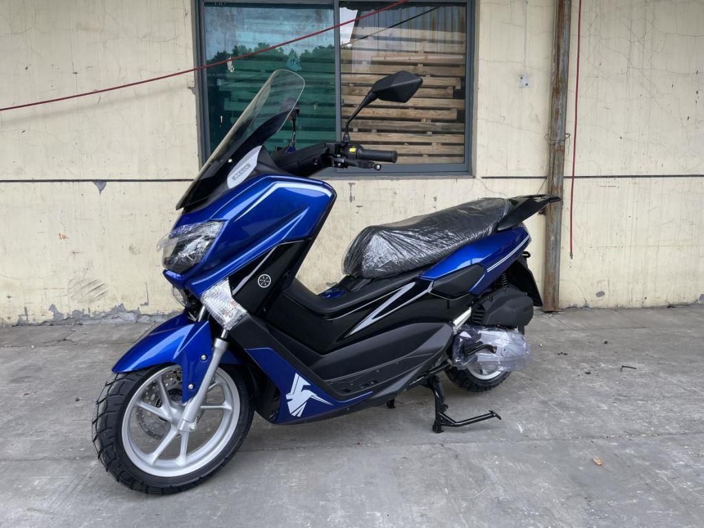 Скутер QUANTUM 125 см3 (49,9 см3, 9 л.с.) (реплика Yamaha NMAX) (синий)