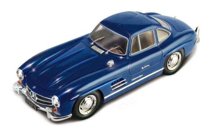 3645 Italeri Автомобиль Mercedes-Benz 300 SL Gullwing 1/24