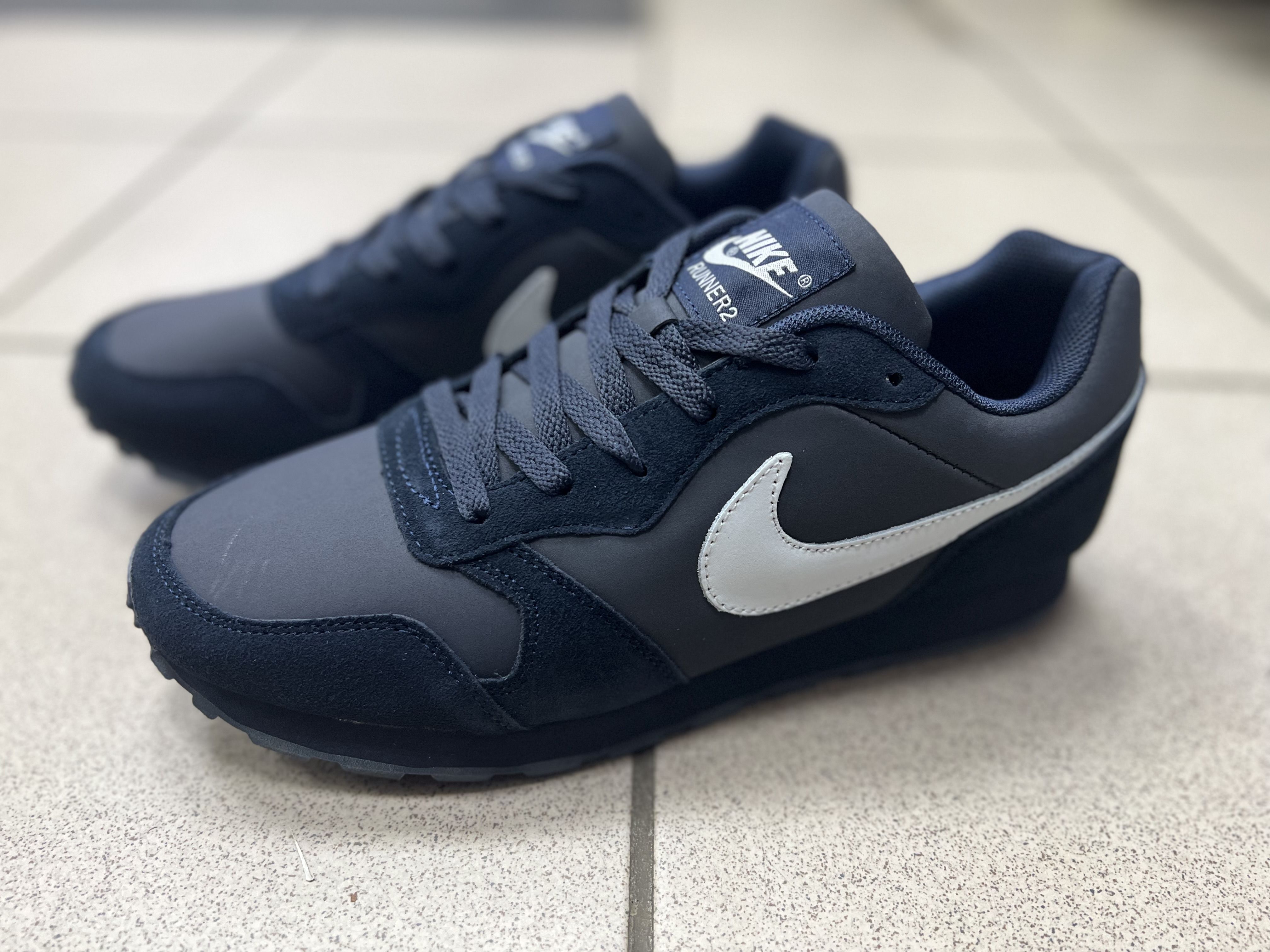 КроссовкиNike