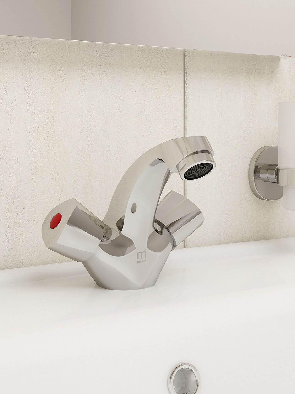 Фото товара на маркетплейсе ozon Смеситель для раковины Milardo, компактный, латунь, хром, Tring, TRISB01M01