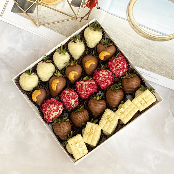 Клубника в шоколаде Honey 25-30 шт Конфеты натуральные шоколадные в ...