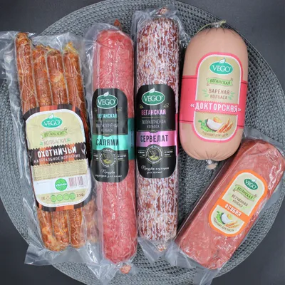 Ассорти веганских растительных колбас VEGO ,1850 г