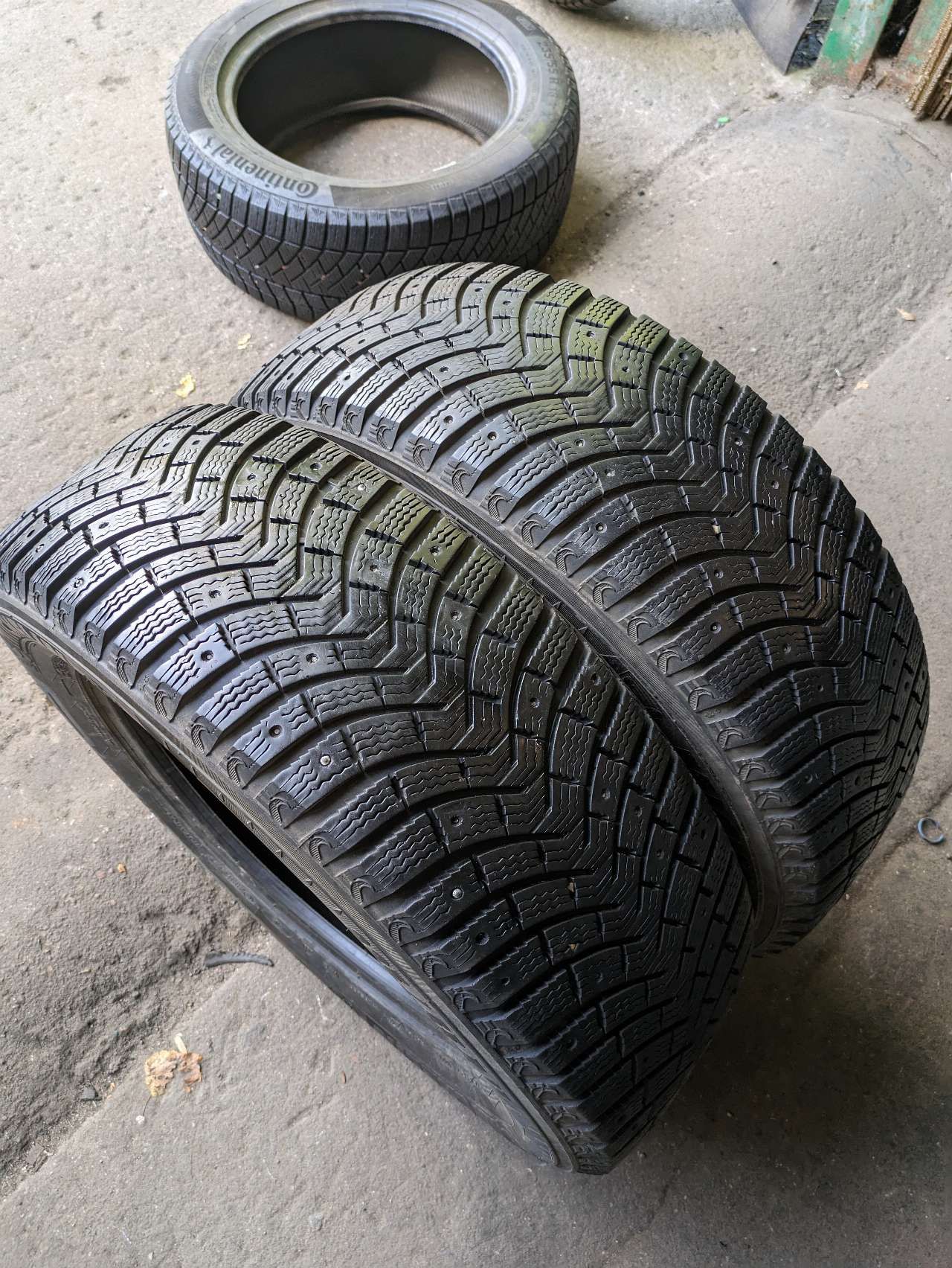 Гудиер ультра грип айс арктик шип. Michelin 225 65 17. Мишлен 225 65 17 зима. Мишлен 225 65 17 зима. Michelin 225 65 17.