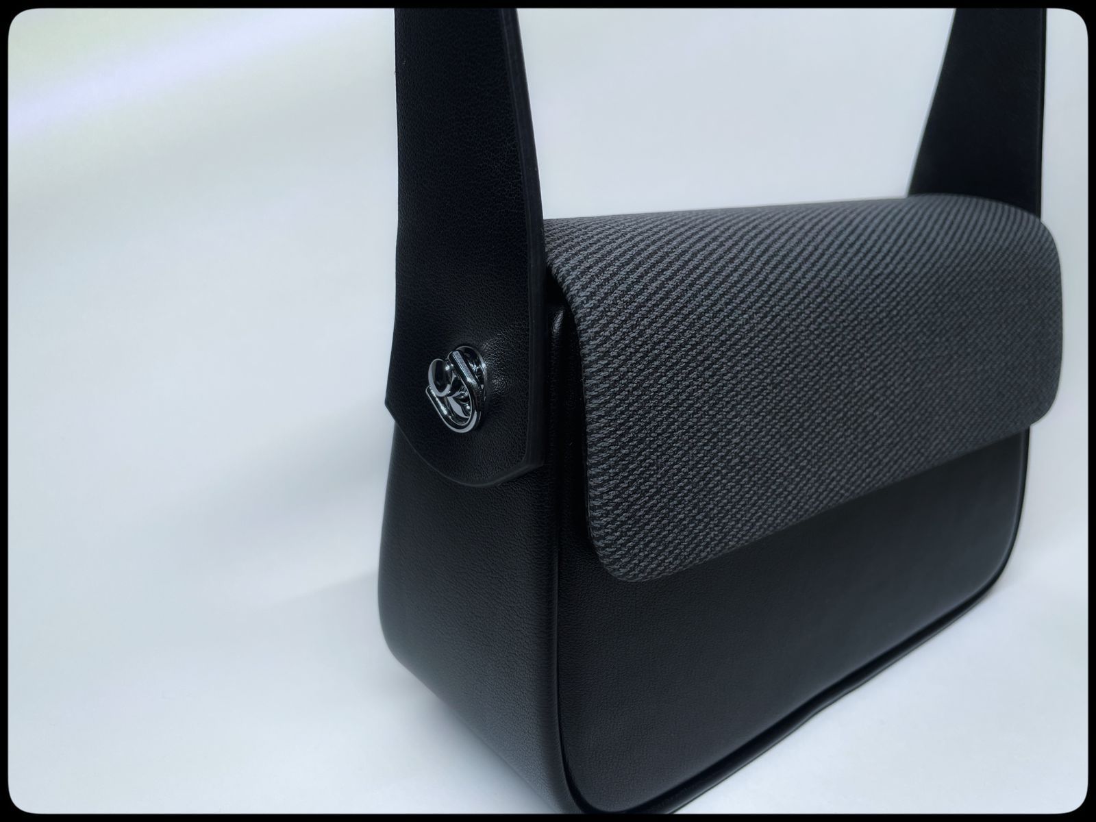 Сумка на плечо кросс-боди