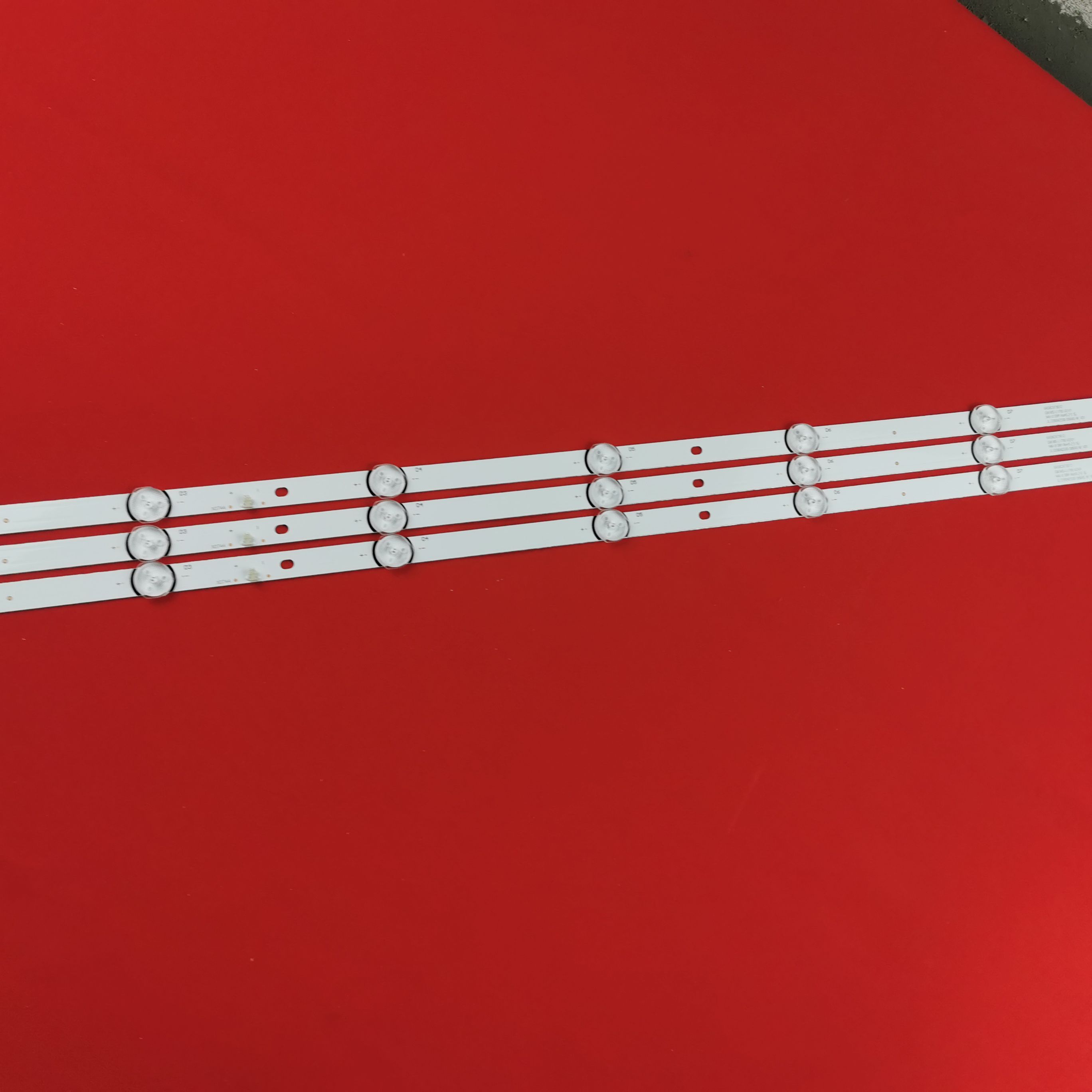 Подсветка для DEXP H39D7100E BBK 39LEX-5045/T2C; JL.D39042330-006AS-M