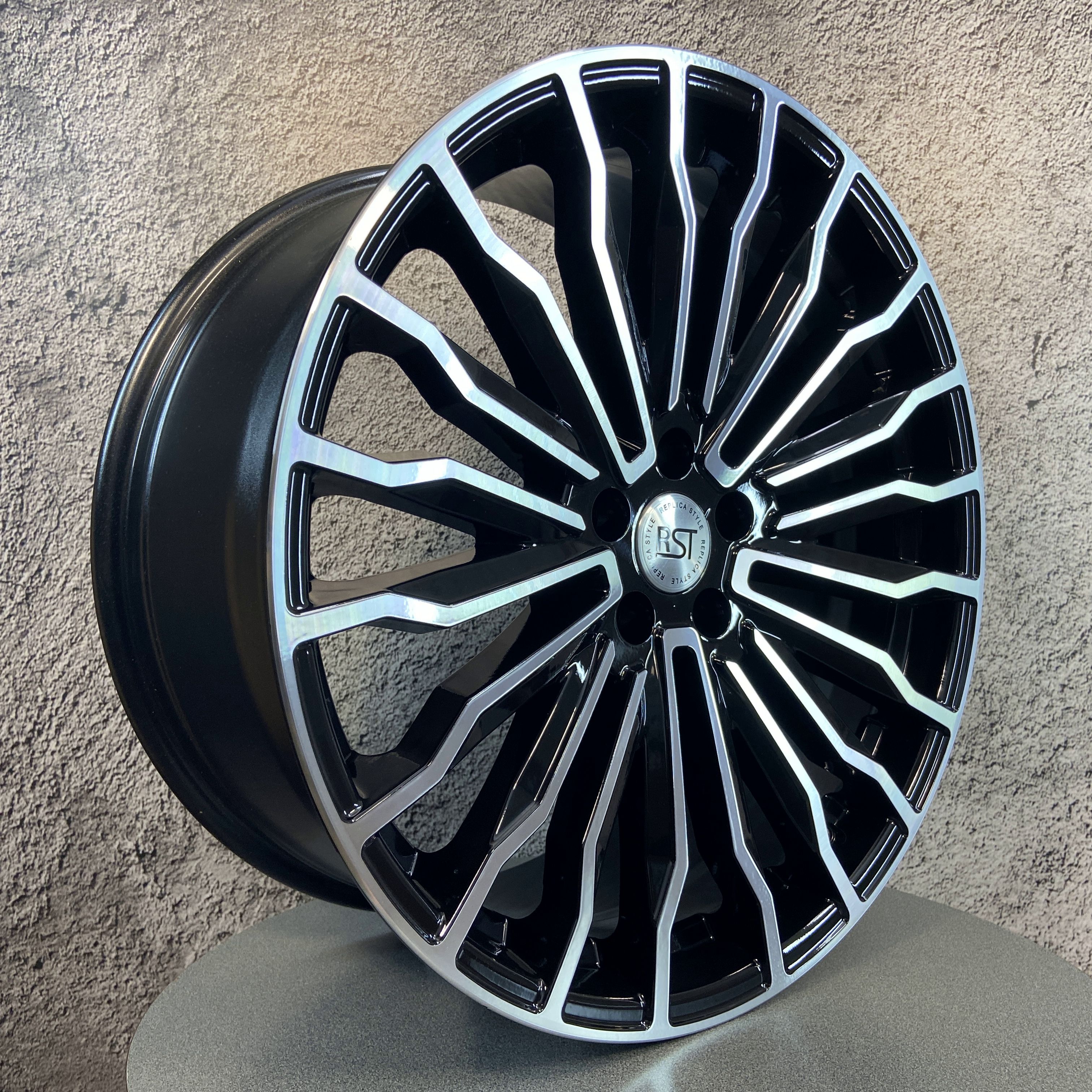 RST  Колесный диск Литой 20x9" PCD5х114.3 ET35 D67.1