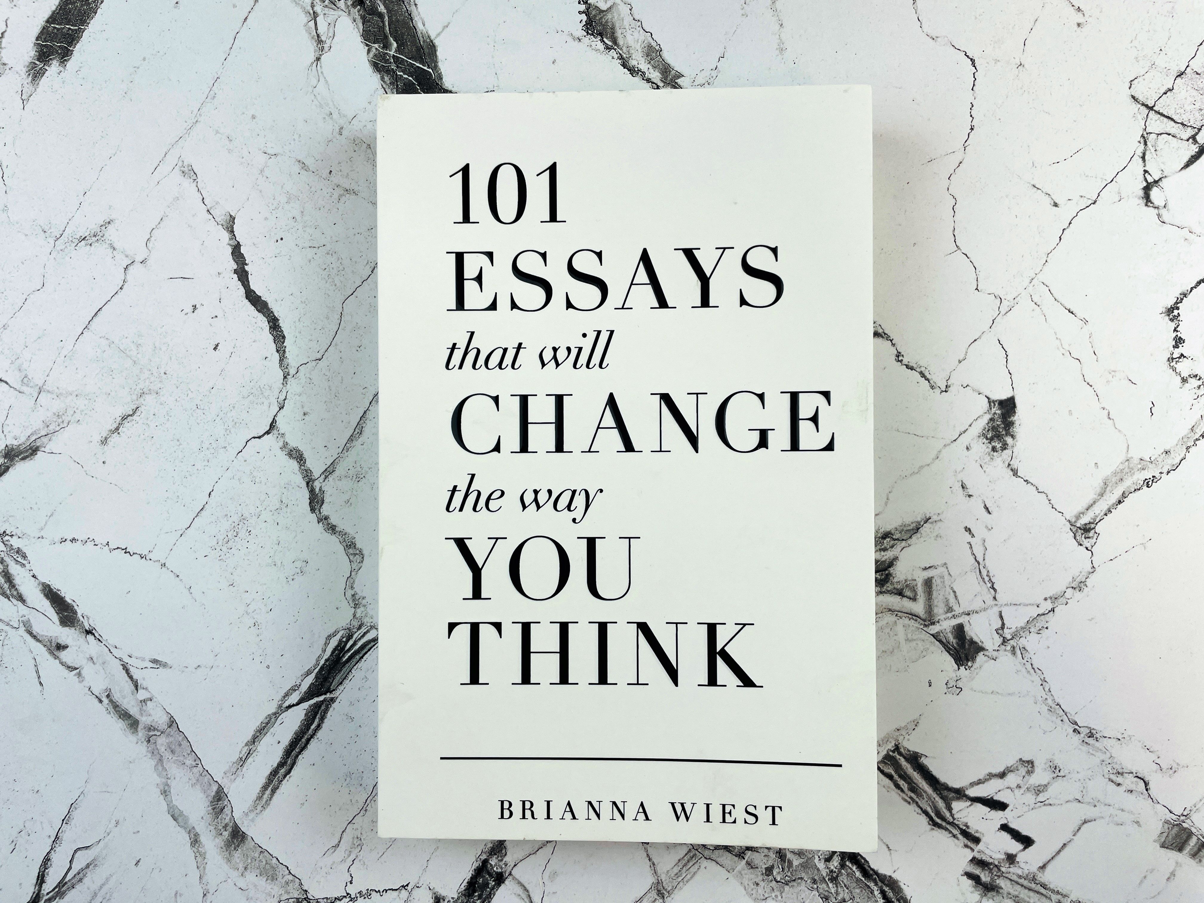 101 Essays That Will Change the Way You Think, Book Brianna Wiest, TheBookCorner