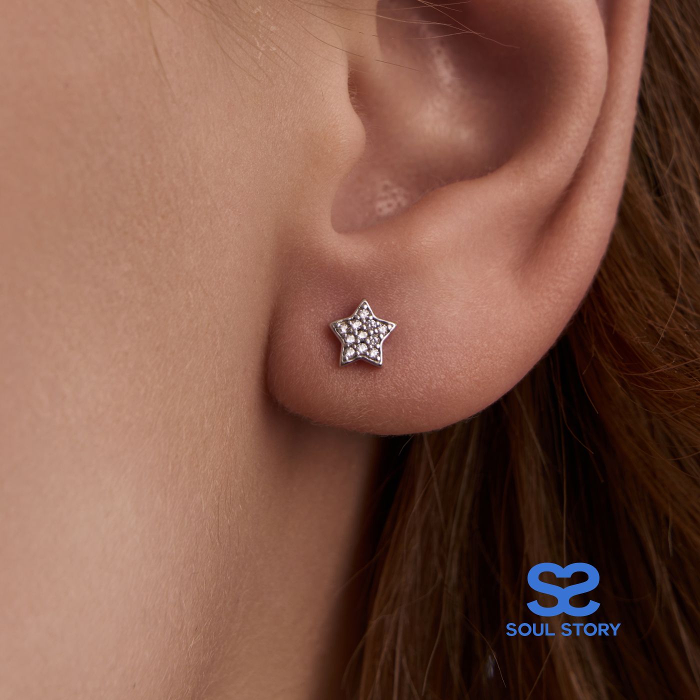 SOUL STORY Серьги гвоздики из серебра, пусеты серебро 925, звезды, с фианитами, родированные