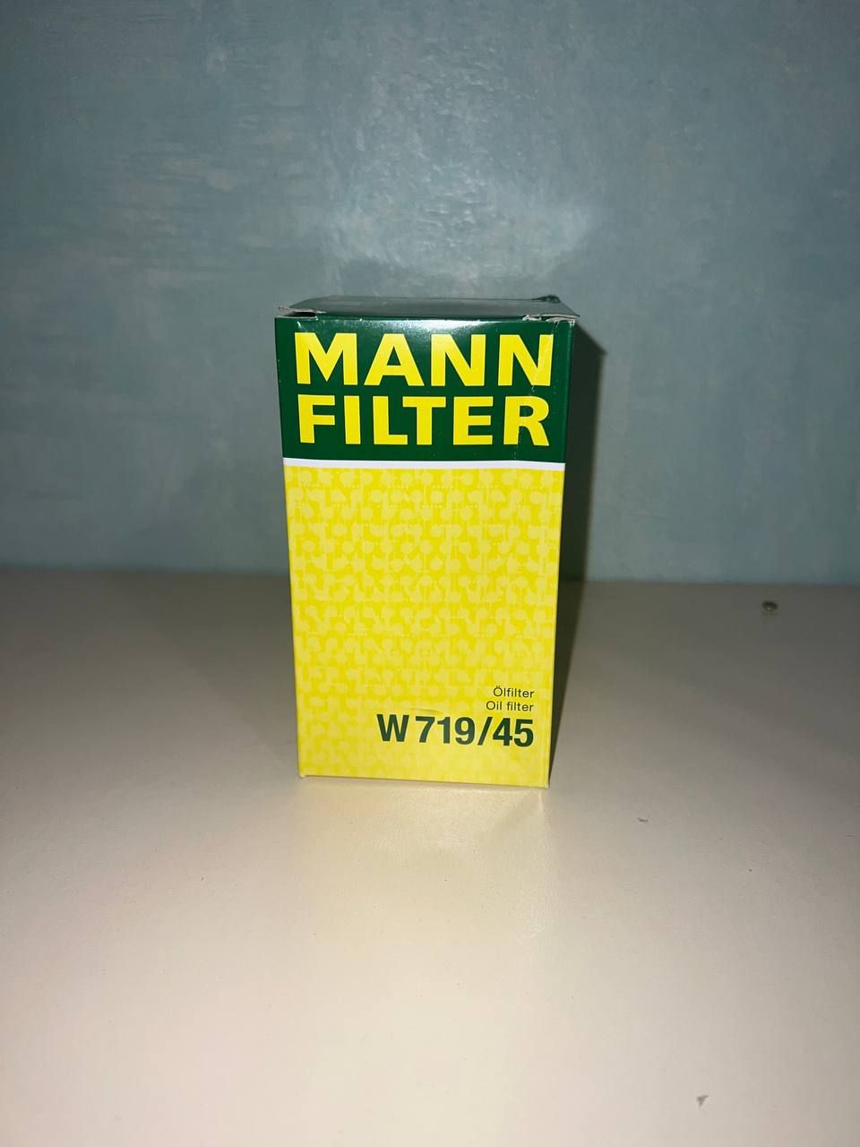 MANN FILTER Фильтр масляный арт. W719/45, 1 шт.