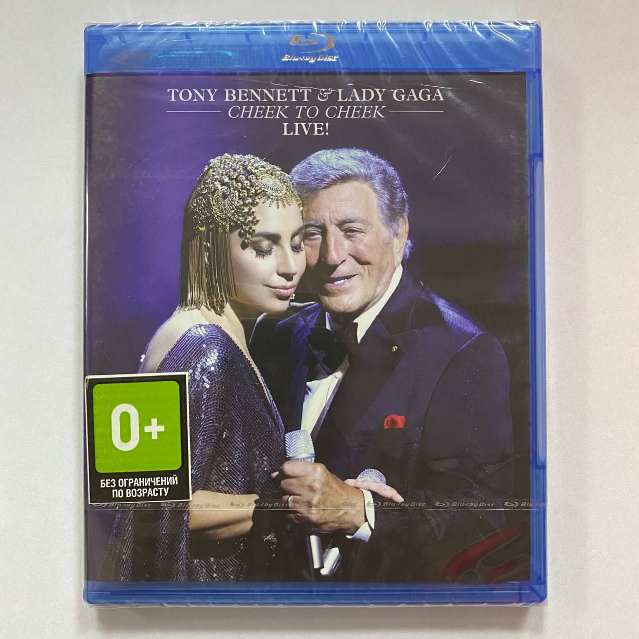 Диск Tony Bennett & Lady Gaga Cheek To Cheek Live! (Blu-Ray/EU)