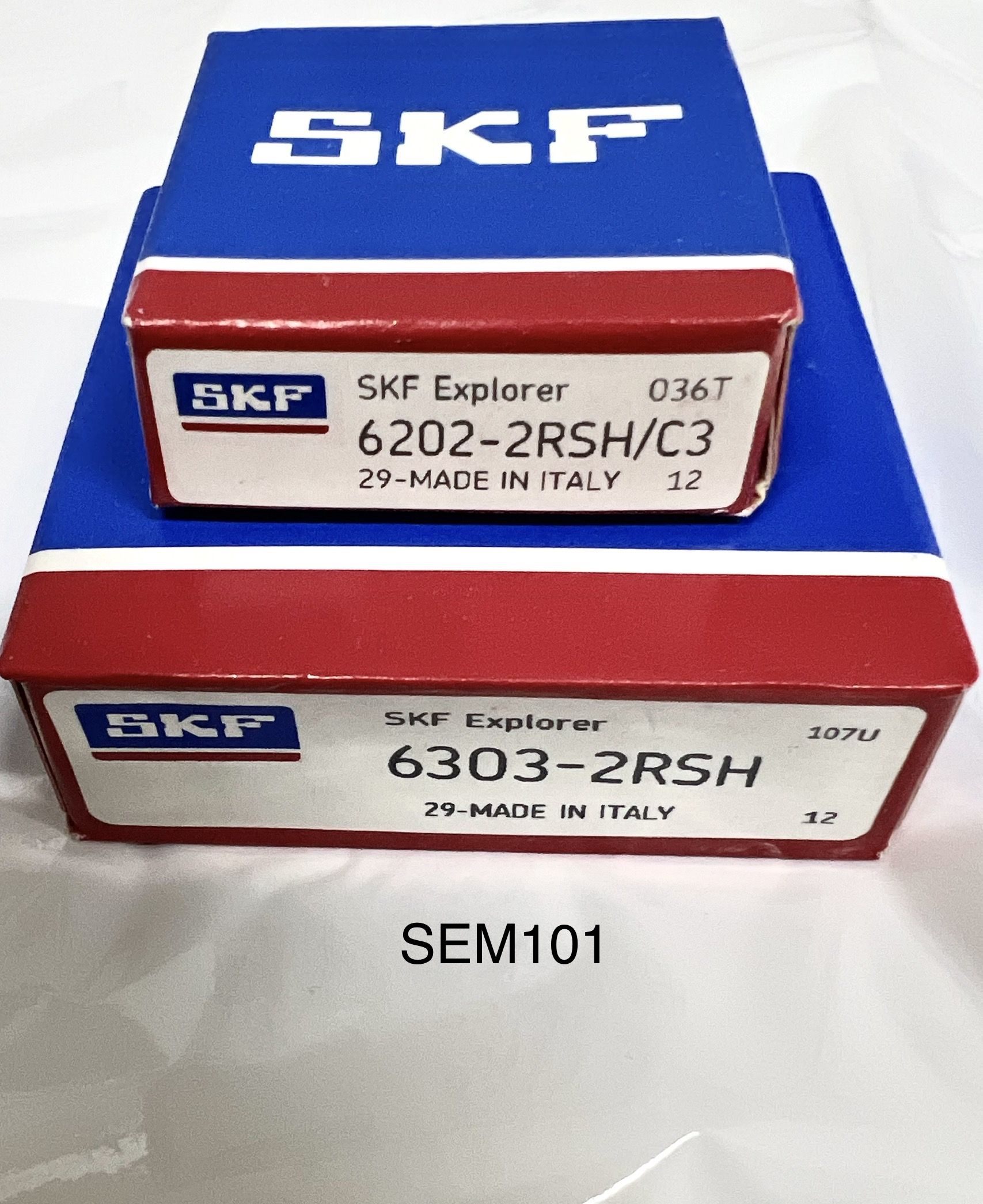 Комплект подшипников генератора (2110-2112, 21214,)SKF (6202rs/6303rs) передний и задний