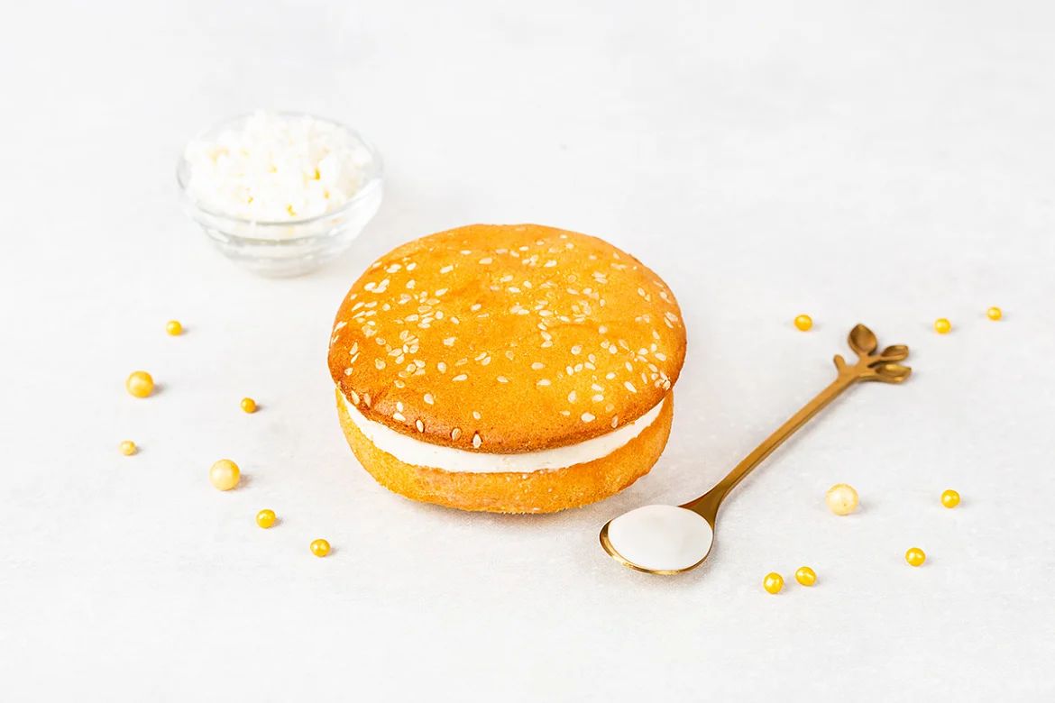 Молочный бургер от палыча. Торт из гамбургеров. Молочный бургер от палыча. Творожный бургер. Молочный бургер от палыча.