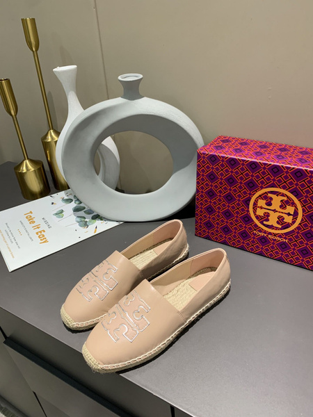 Балетки Tory Burch - купить с доставкой по выгодным ценам в интернет ...