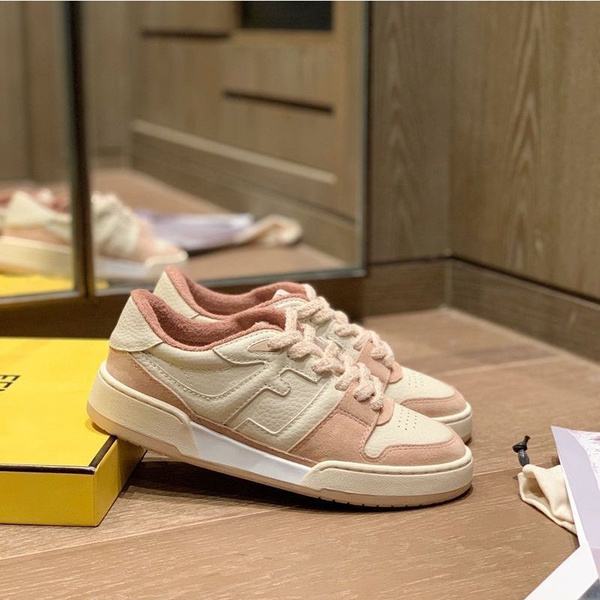 Кроссовки Fendi - купить с доставкой по выгодным ценам в интернет ...