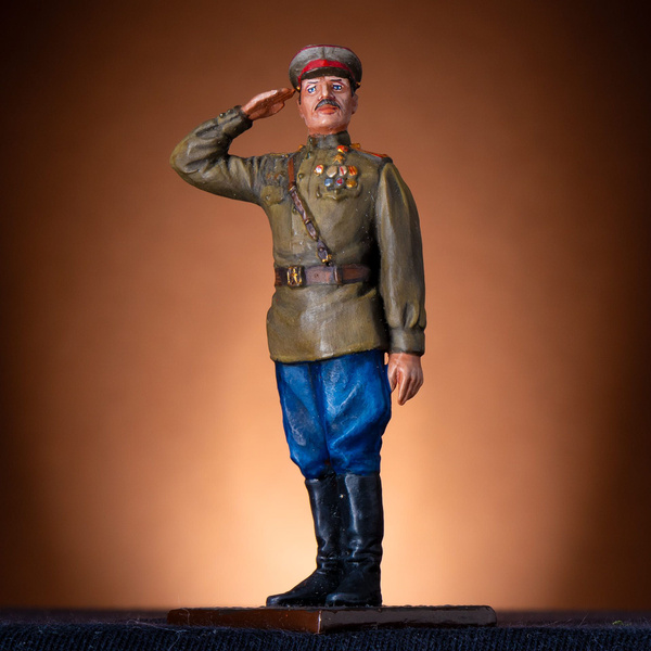 Характеристики Оловянная миниатюра Офицер Красной Армии Май 1945 года ...