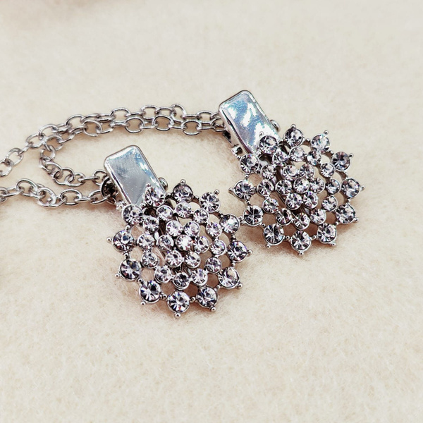 Зажим-брошь застежка "Цветок со стразами" для кардигана на цепочке ...