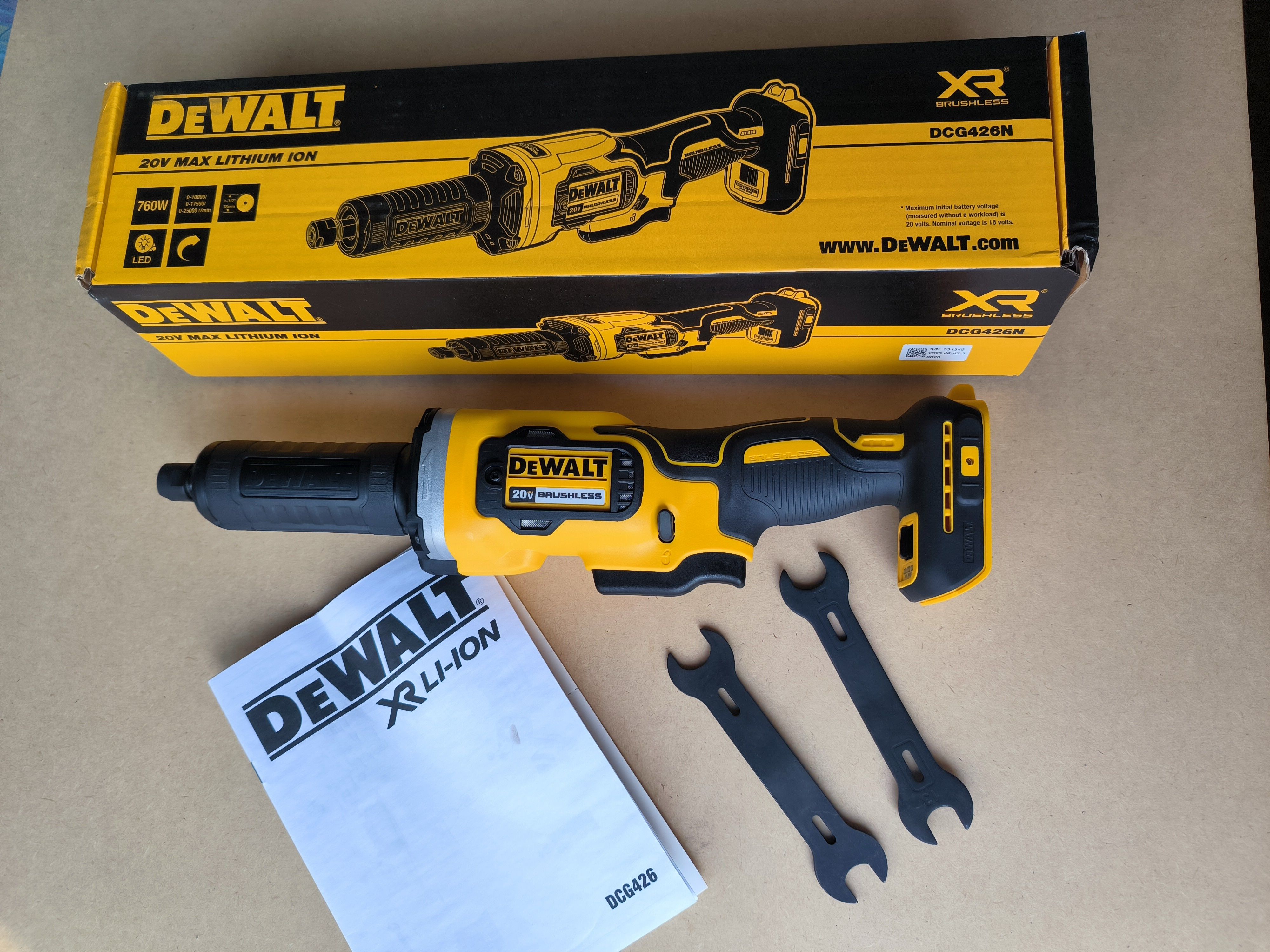 Прямошлифовальная машина DEWALT DCG426