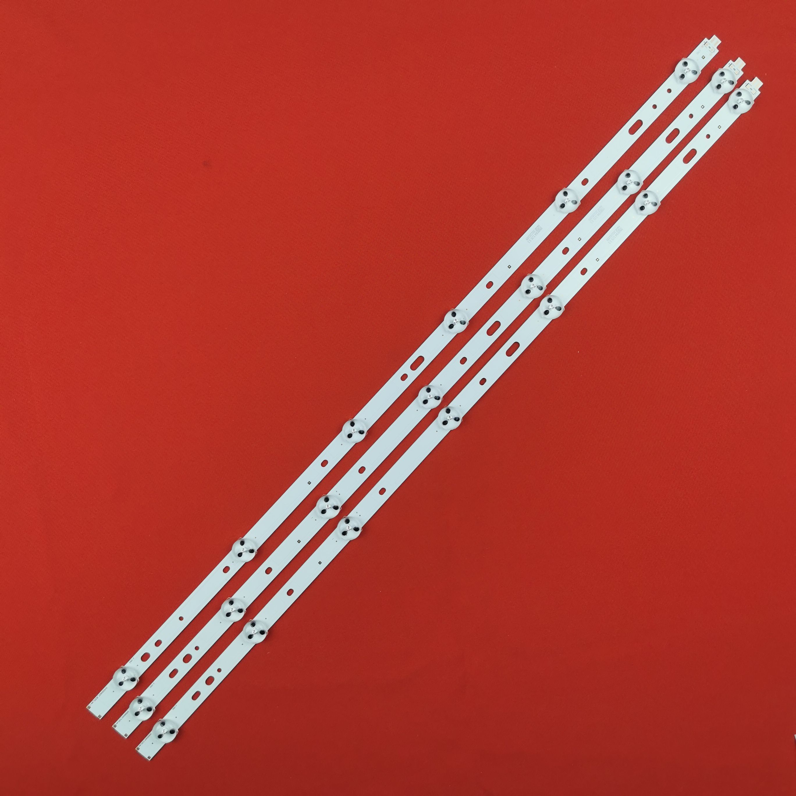 Подсветка для PHILIPS 32PFL3107H/60, GRUNDIG 32VLE4304BM, SHARP LC-32LD135V;SVS320AD7_6LED_rev.1; SVS320AD7_7LED_rev.1