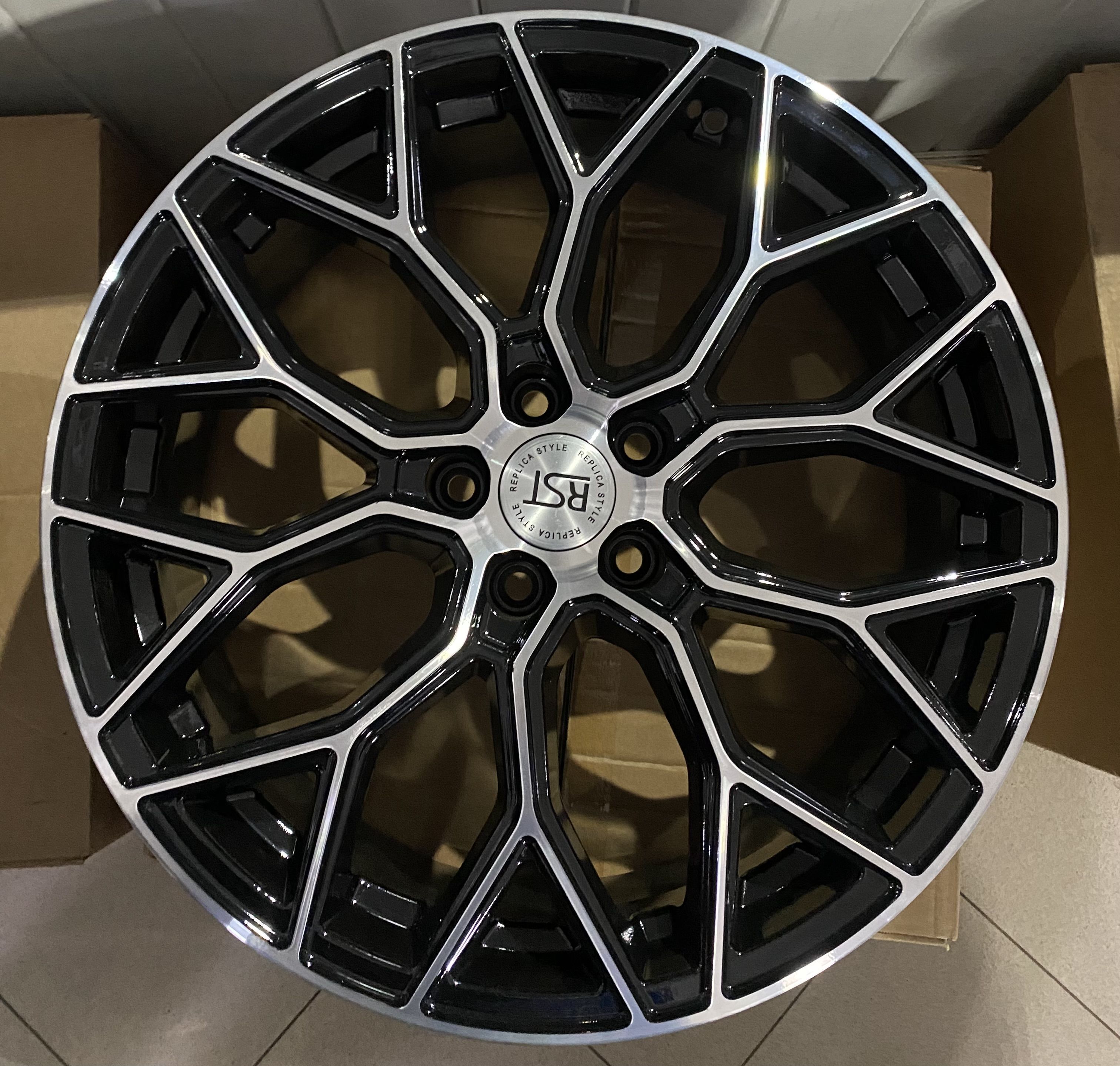 RST r059 Колесный диск Литой 19x7" PCD5х108 ET36 D65.1