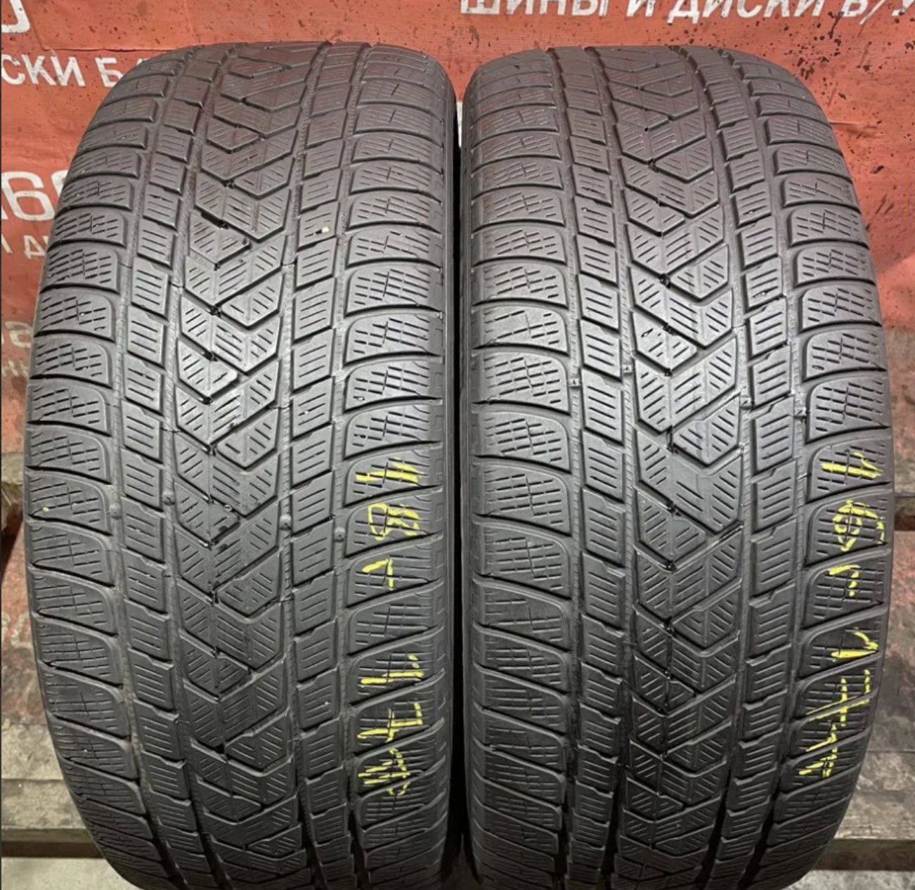 Pirelli Pirelli Scorpion Winter  Шины  с пробегом всесезонные 275/40  R22 108V Нешипованные