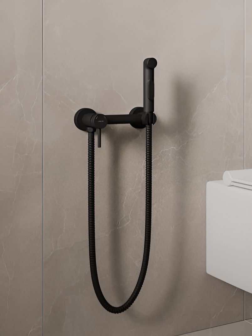 Фото товара на маркетплейсе ozon Гигиенический душ со смесителем на эксцентриках, черный матовый, Milardo, Tidy, TIDBL15M08