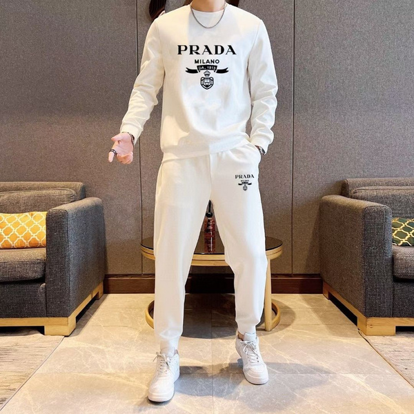 Костюм спортивный Prada - купить с доставкой по выгодным ценам в ...