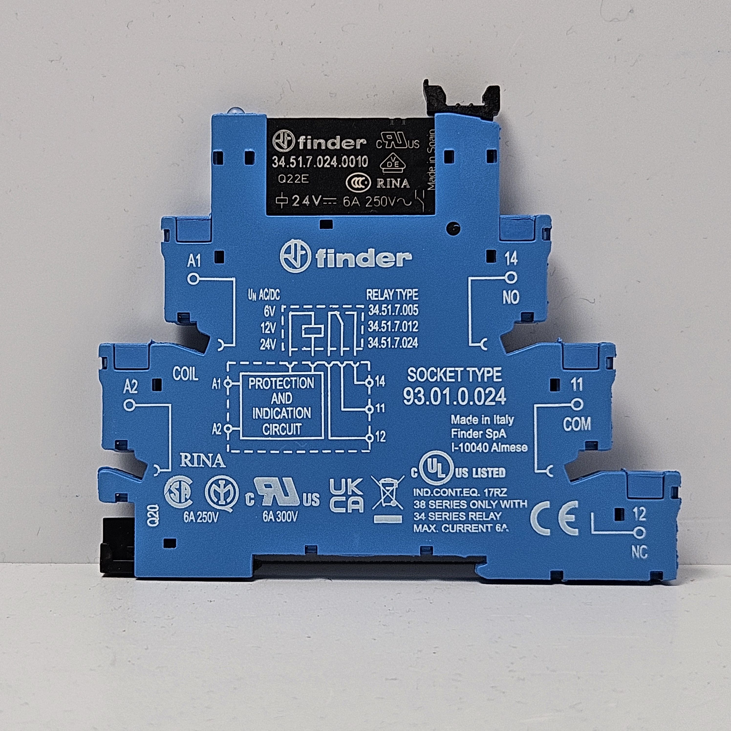 Реле Finder 1CO, 24VDC с колодкой винт. 385100240060