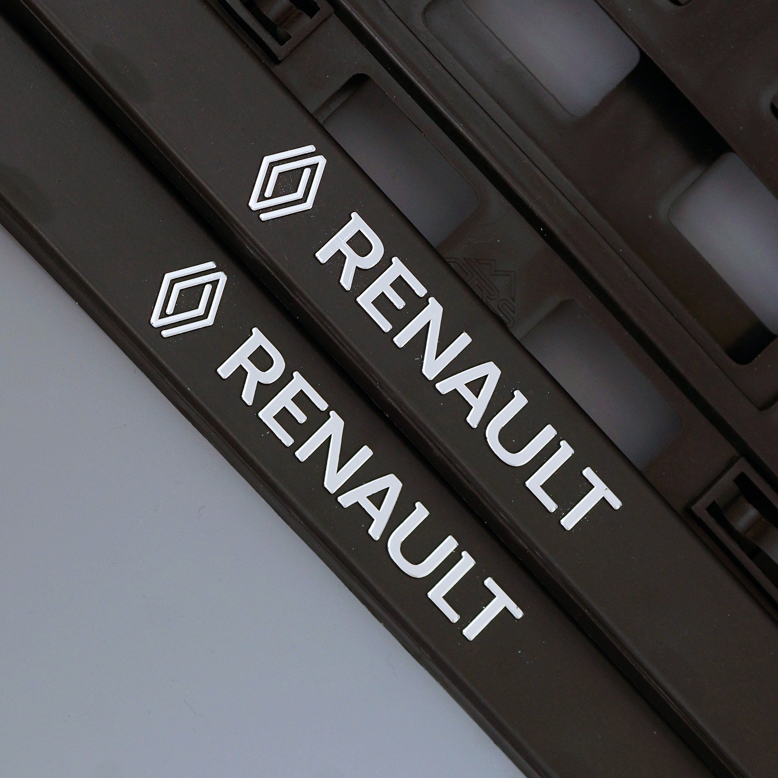 Рамки для номеров автомобиля Renault чёрные 2 шт.