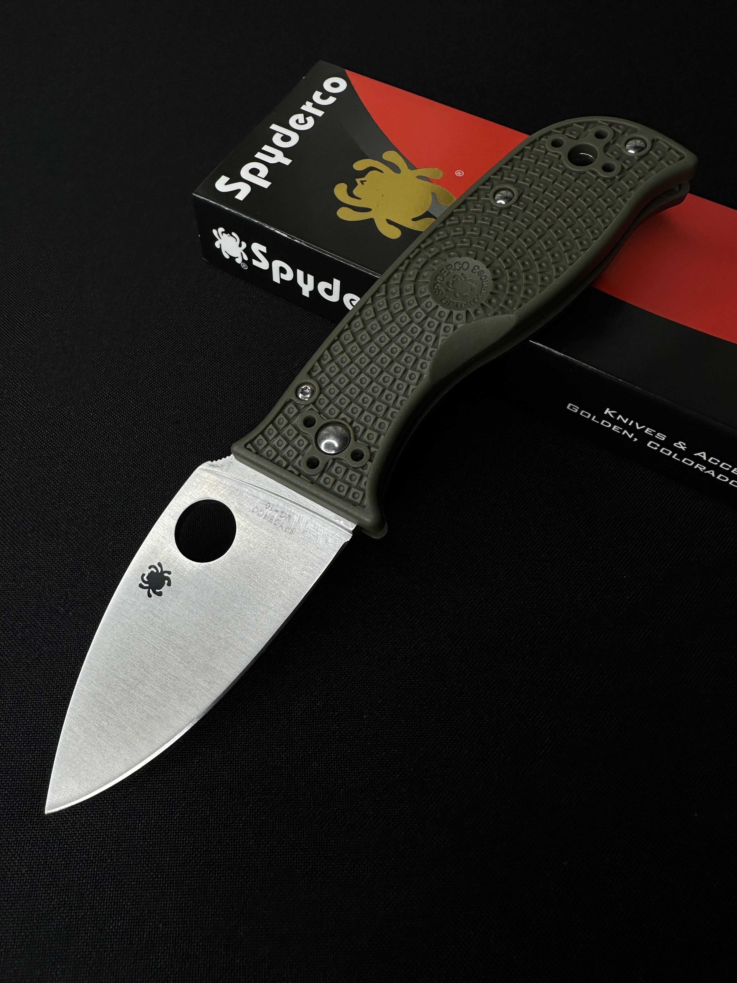 Нож туристический складной Spyderco Lil Temperance 3